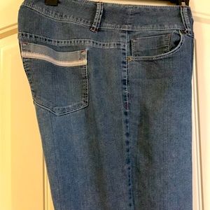Christopher & Banks Jean capri